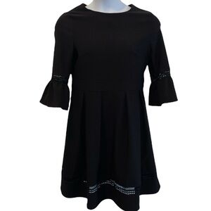 Lunnow Black dress with peekaboo cute out lace. Size 2XL